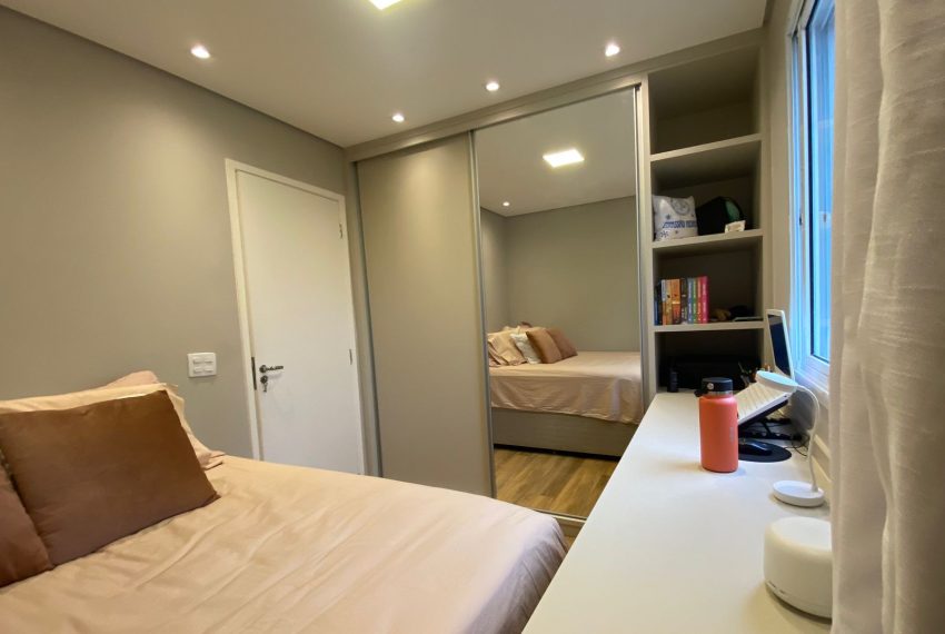 WhatsApp Image 2025-10-22 at 16.06.39 (1)